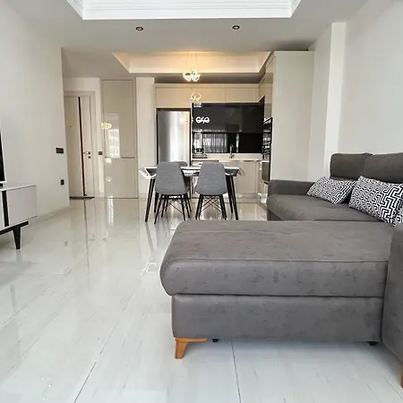Azura World Turkler Modern 1 Bedroom With Pool View Alanya
