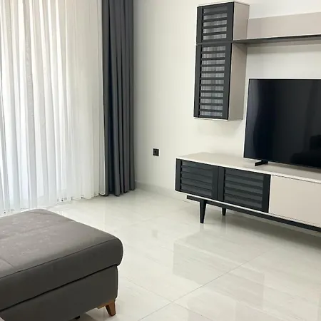 Azura World Turkler Modern 1 Bedroom With Pool View Lejlighed *